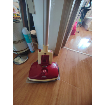 蒸汽拖地机